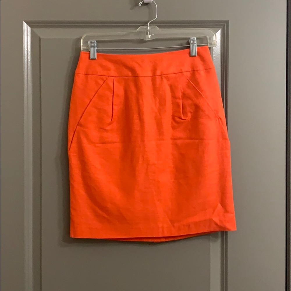 Forever 21 orange pencil skirt. Size M